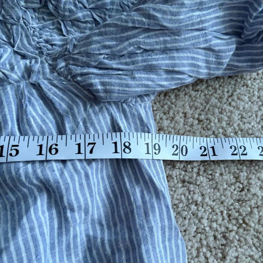 Anthropologie Textured the Liza puff sleeve smocked Blue Striped Blouse small - Picture 15 of 16